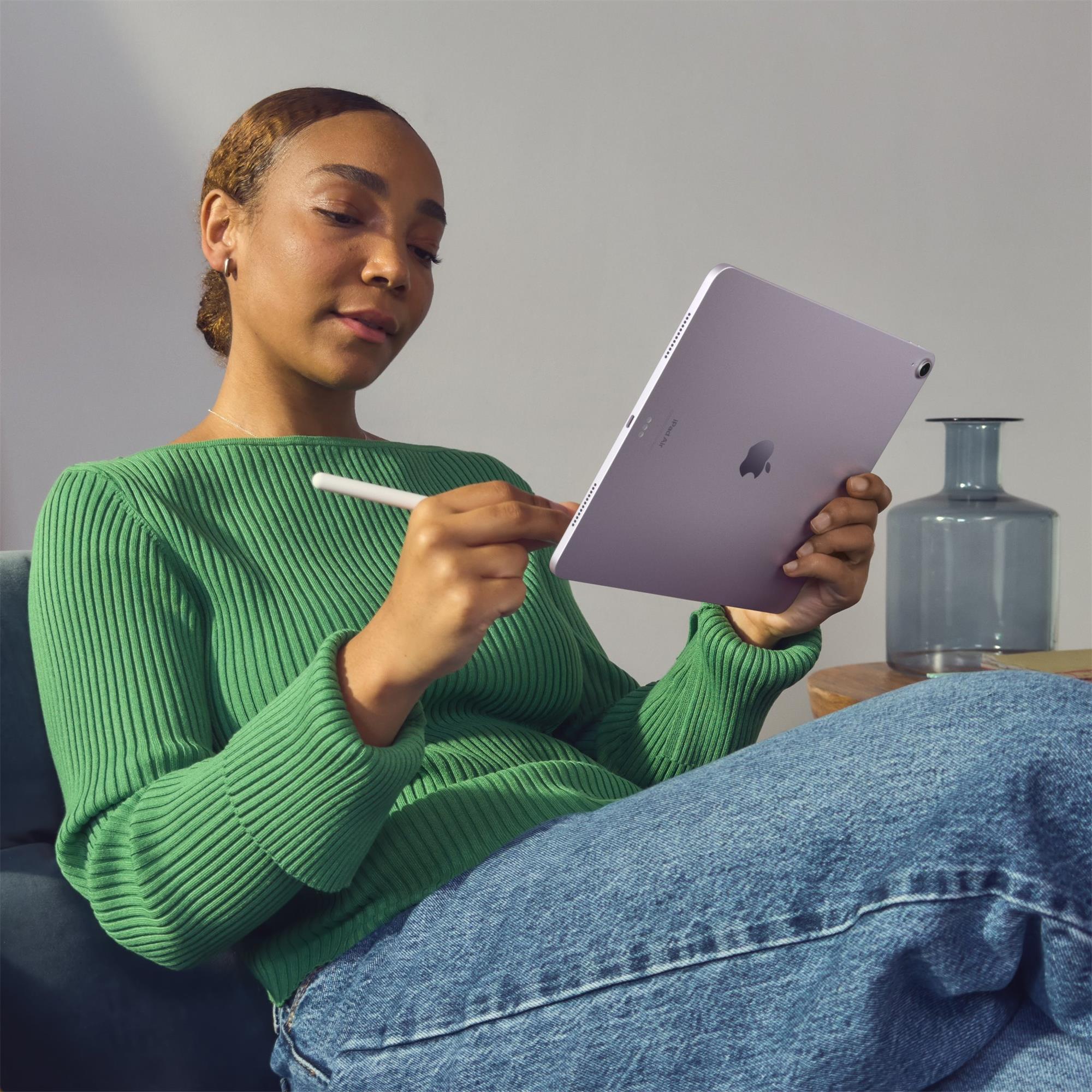 Apple iPad Air M2 2024 13" Wi-Fi + Cellular 512 GB Fialová (MV733HC/A)