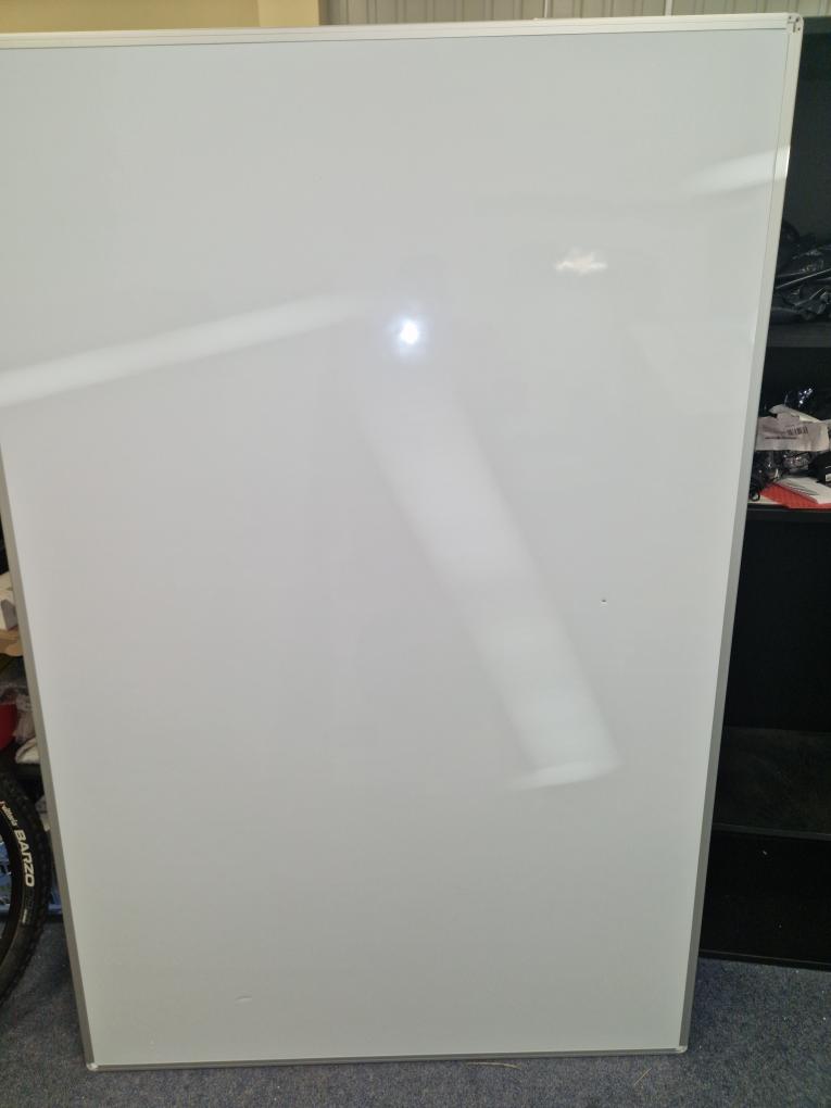 Aveli magnetická tabule 180x120 cm, hliníkový rám
