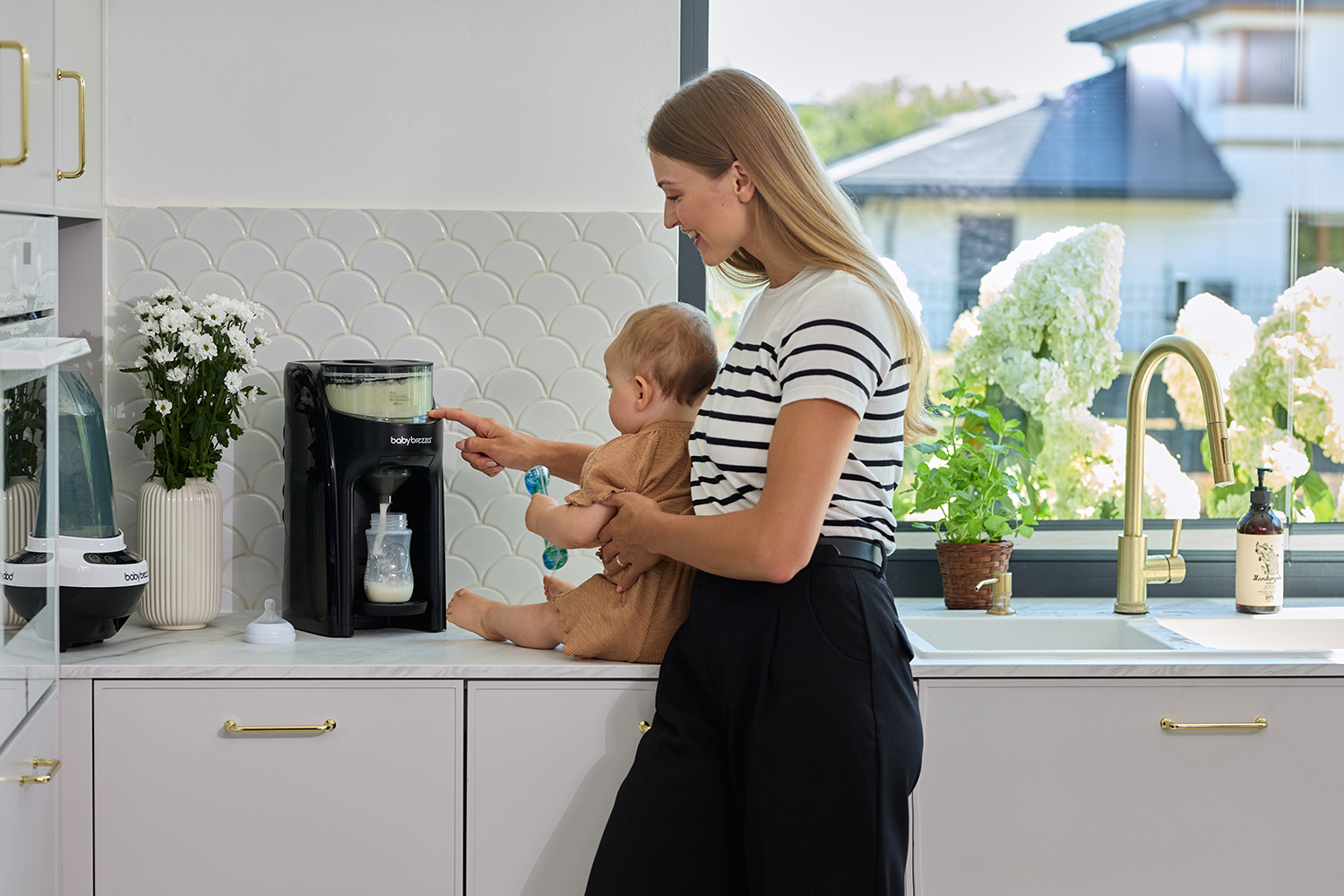 Baby Brezza Formula Pro Advanced Black