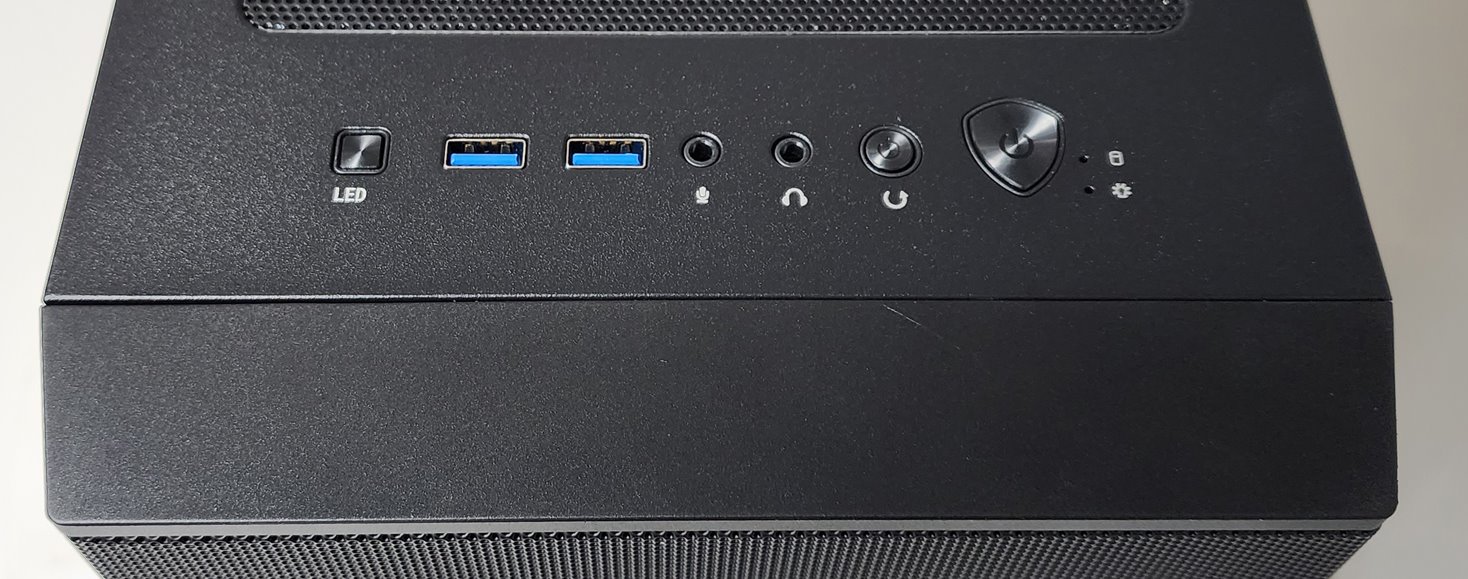 BARBONE GAME Poháňaný MSI R5 5060Ti