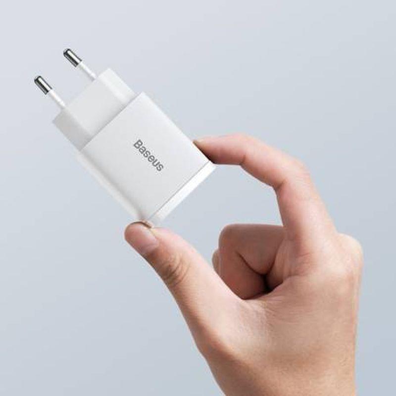 Baseus kompaktní rychlonabíjecí adaptér USB-A + Type-C 20W EU, bílá