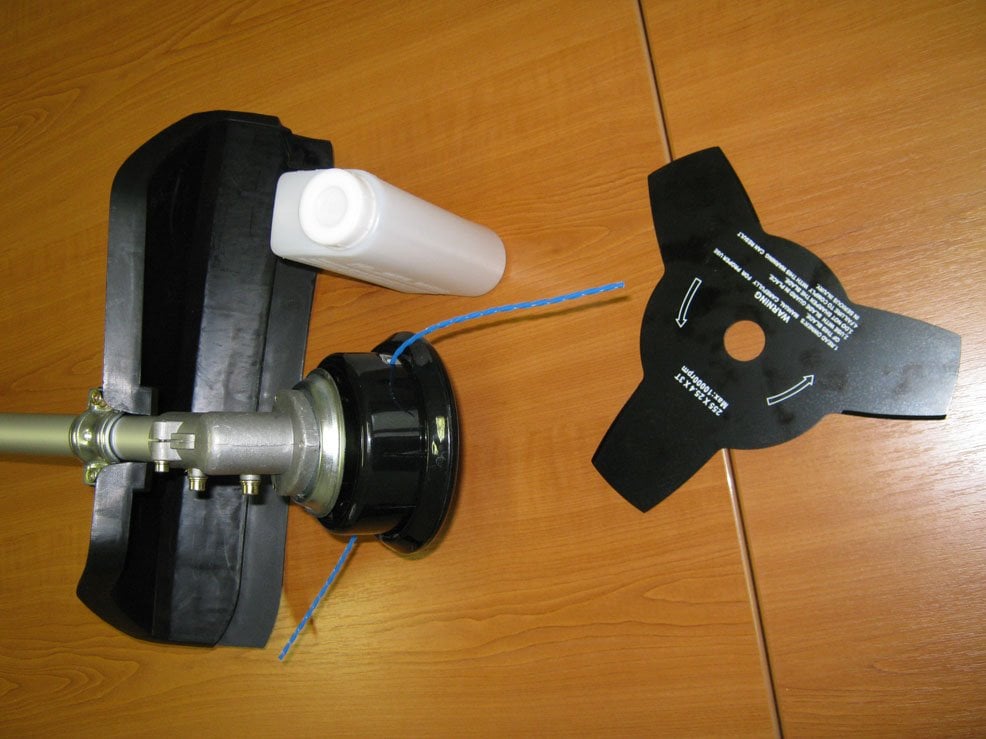 Benzínový krovinorez VeGA BC430PRO