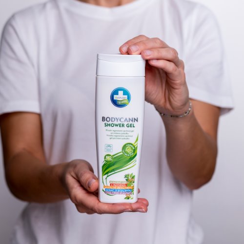 BODYCANN Prírodný sprchový gél s panthenolom 250ml