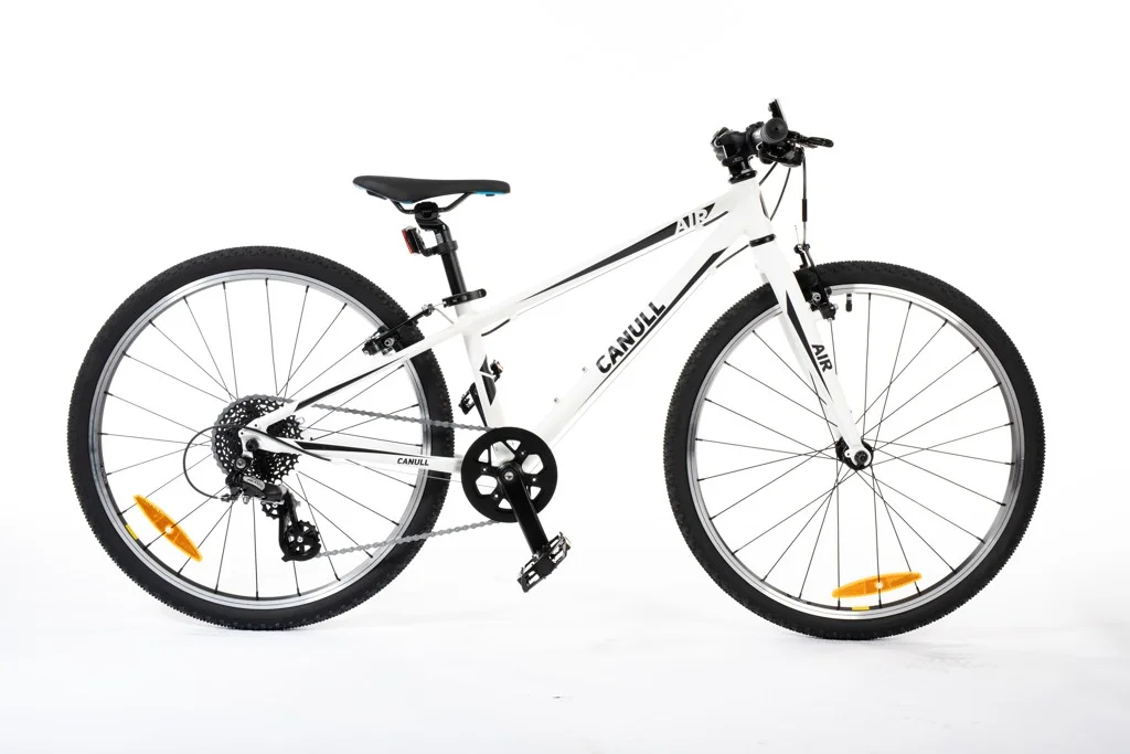 CANULL AIR 24" biely ultraľahký detský bicykel