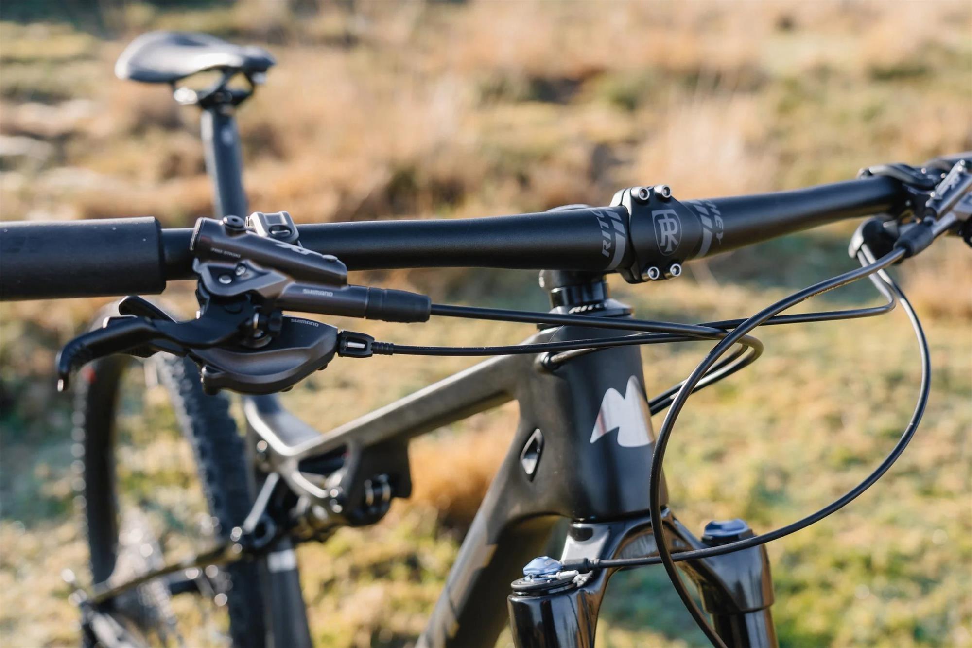Celoodpružené kolo MMR KENTA 10 - Carbon N Chrome - vel.L 24/2025
