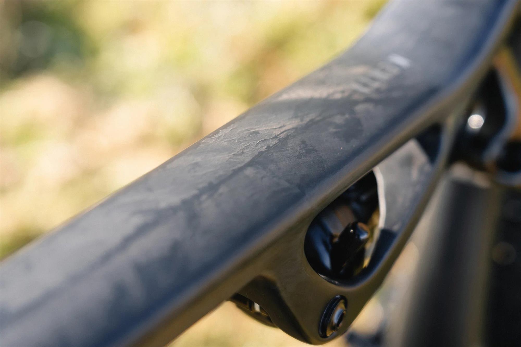 Celoodpružený bicykel MMR KENTA 10 - Carbon N Chrome - veľkosť S 24/2025