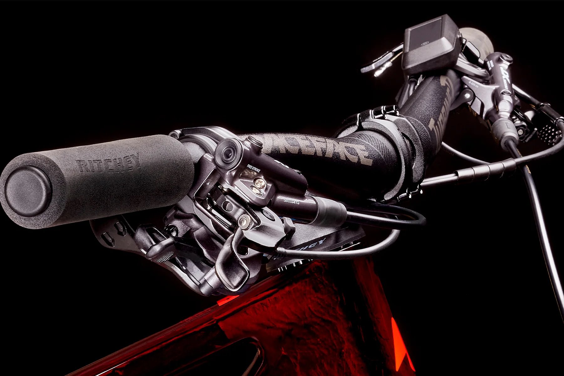 Celoodpružený elektrobicykel MMR KAIZEN 30 - Liquid Red N Black - veľkosť M / 2024