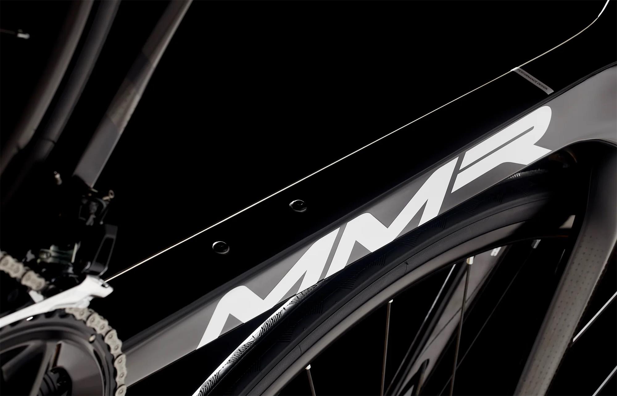 Cestný bicykel MMR ADRENALINE 50 - Black N White - veľkosť XL 24/2025