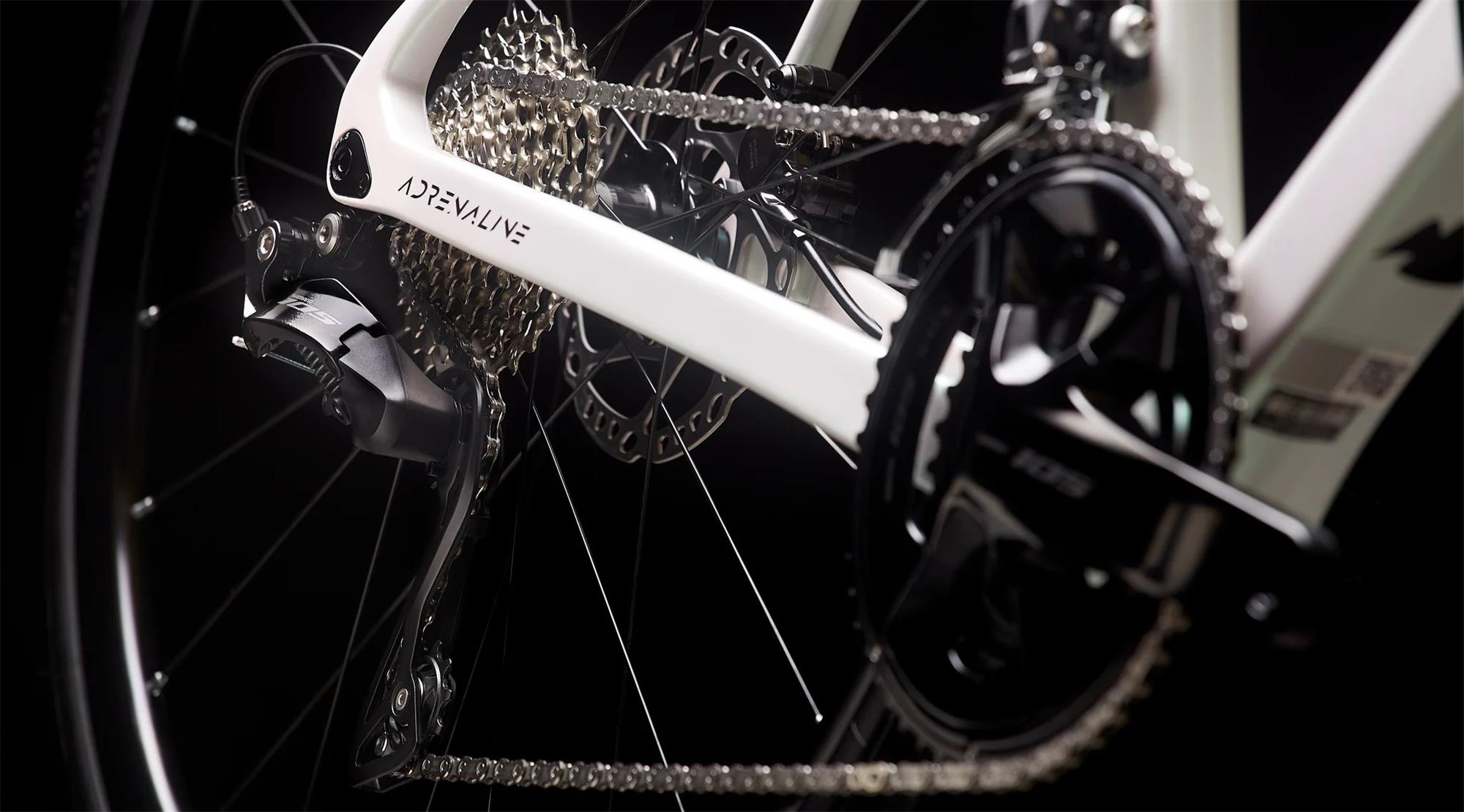Cestný bicykel MMR ADRENALINE 50 - Pearlwhite N Black - veľkosť XL / 2024