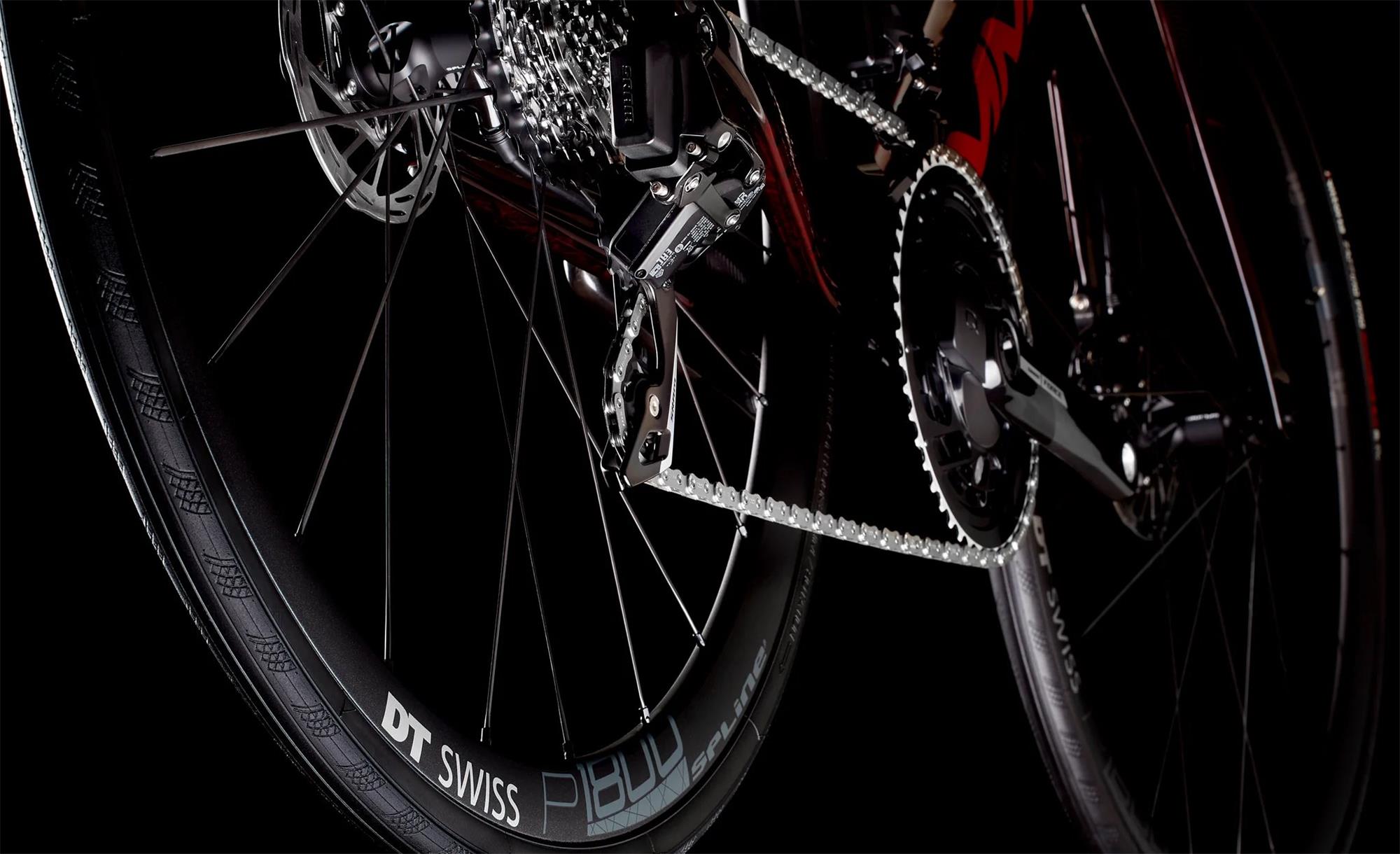 Cestný bicykel MMR ADRENALINE AERO 10 - Liquid Red - veľkosť XL / 25/2026
