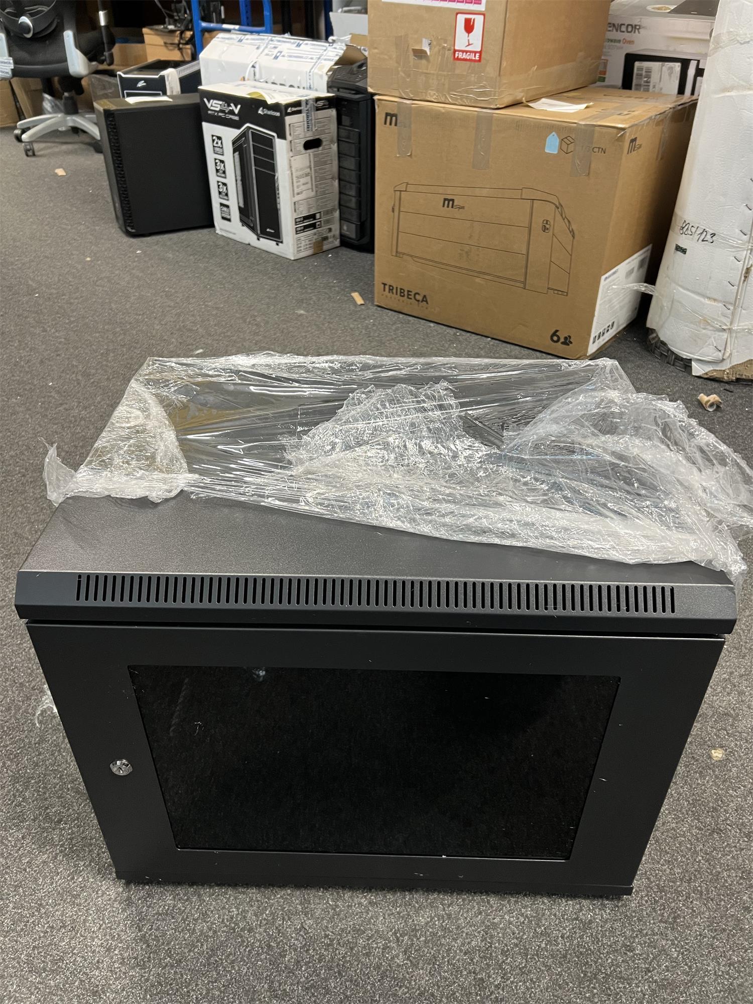DATACOM 19" rozvaděč 9U/450 mm BK (sklo) černý