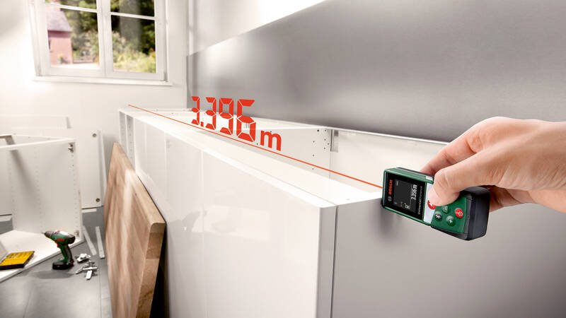 Digitálny laserový merač vzdialenosti Bosch UniversalDistance 40C (0.603.672.1Z0)