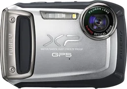 FUJIFILM kompakt FinePix XP150, 14MPix, 5x zoom, 2,7" LCD, Full HD video, GPS, stříbrný