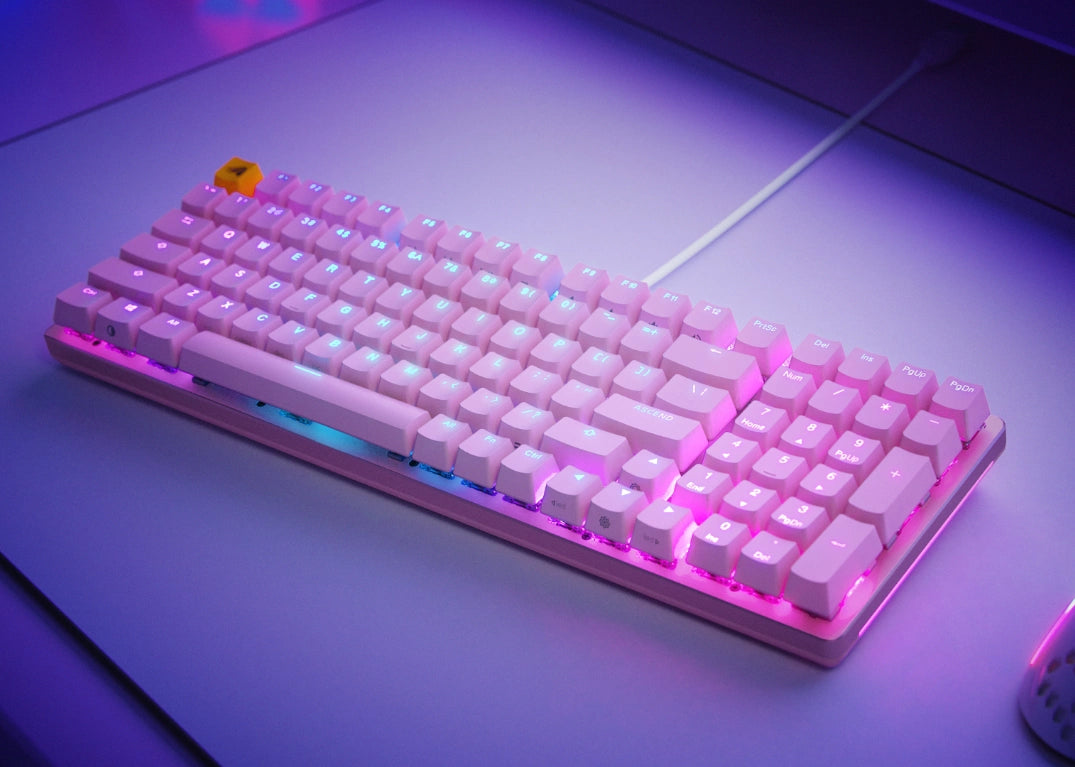 Glorious GMMK 2 Full-Size Gaming Keyboard - Fox Switche, ANSI Layout, Pink