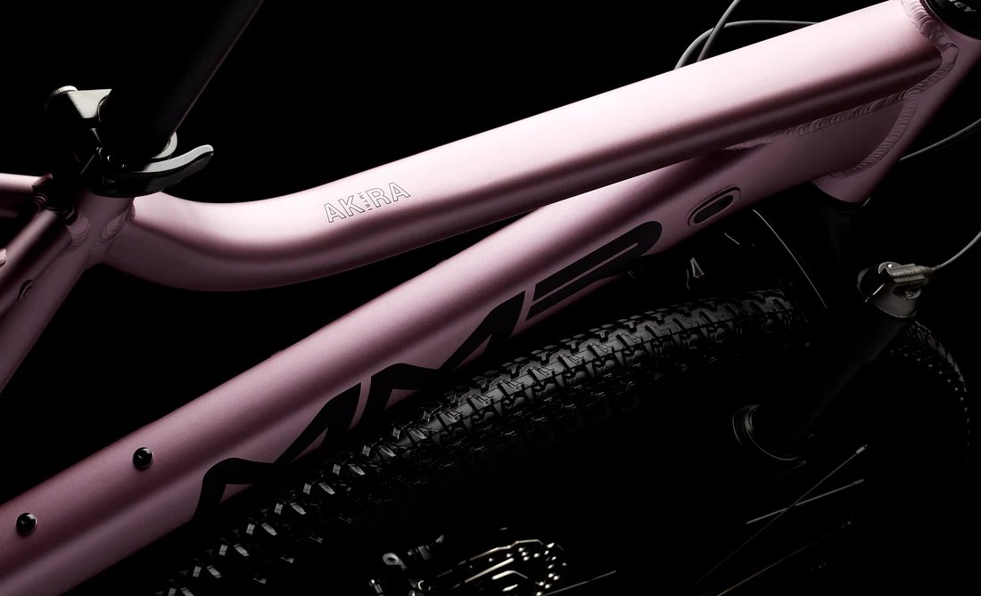 Horské kolo dámské MMR AKIRA 27,5" 00 - Metallic Lilac - vel.S 25/2026