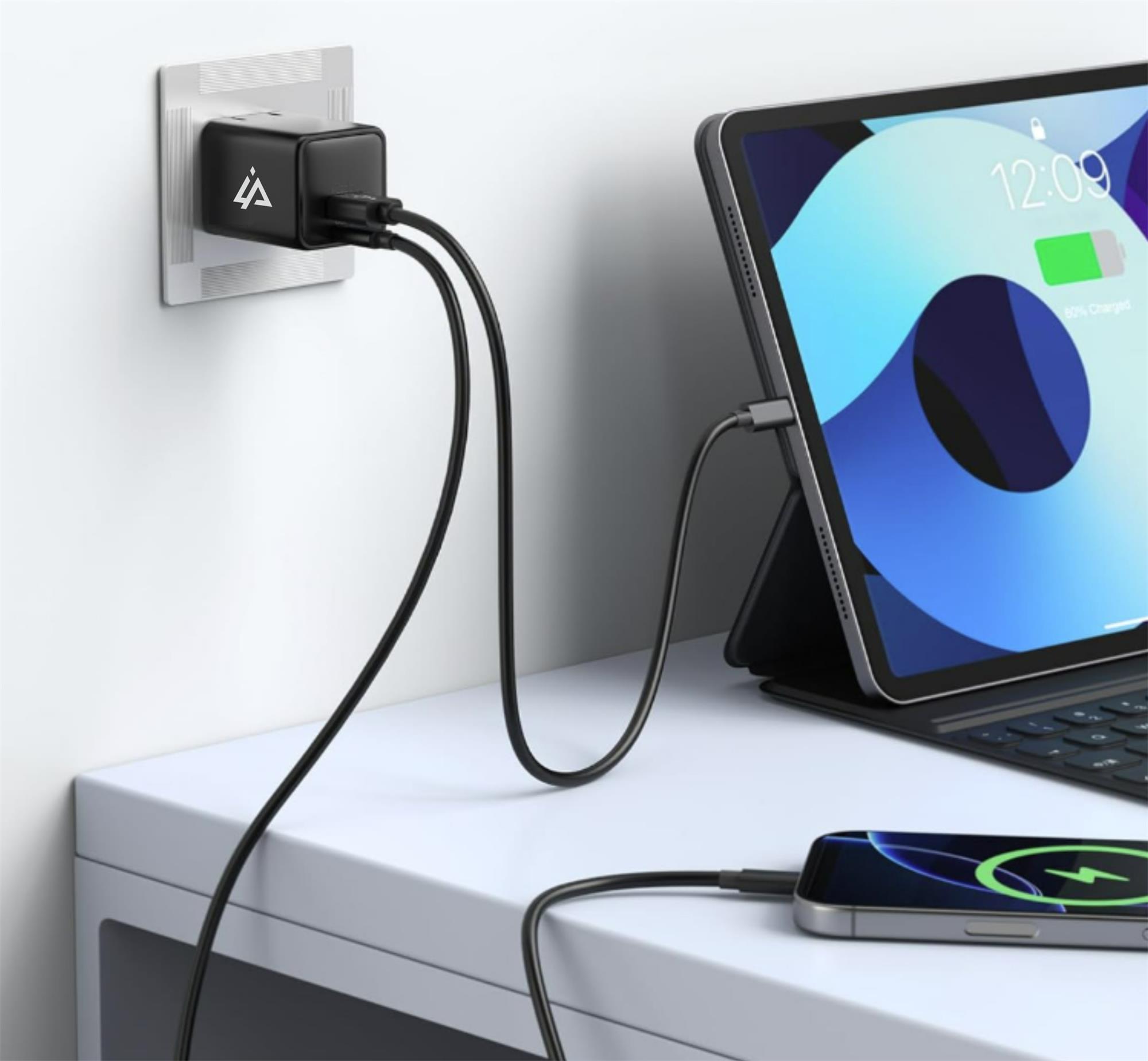 iPEAX GaN síťová nabíječka 45 W (USB-C + USB-A), černá