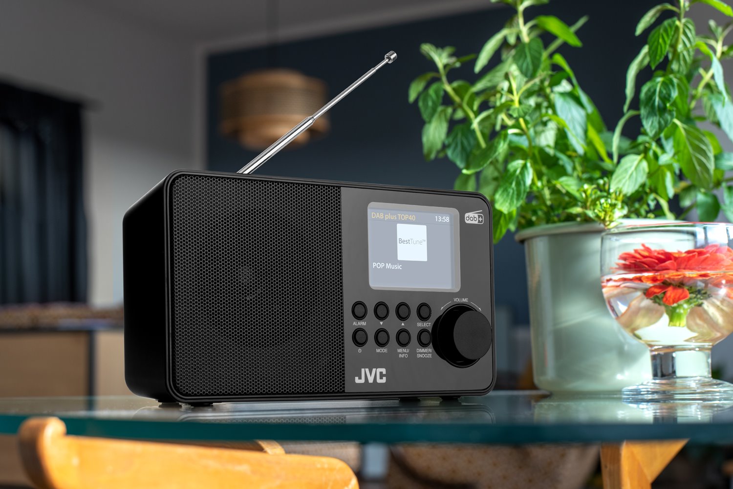 JVC RA-E611B-DAB, černý