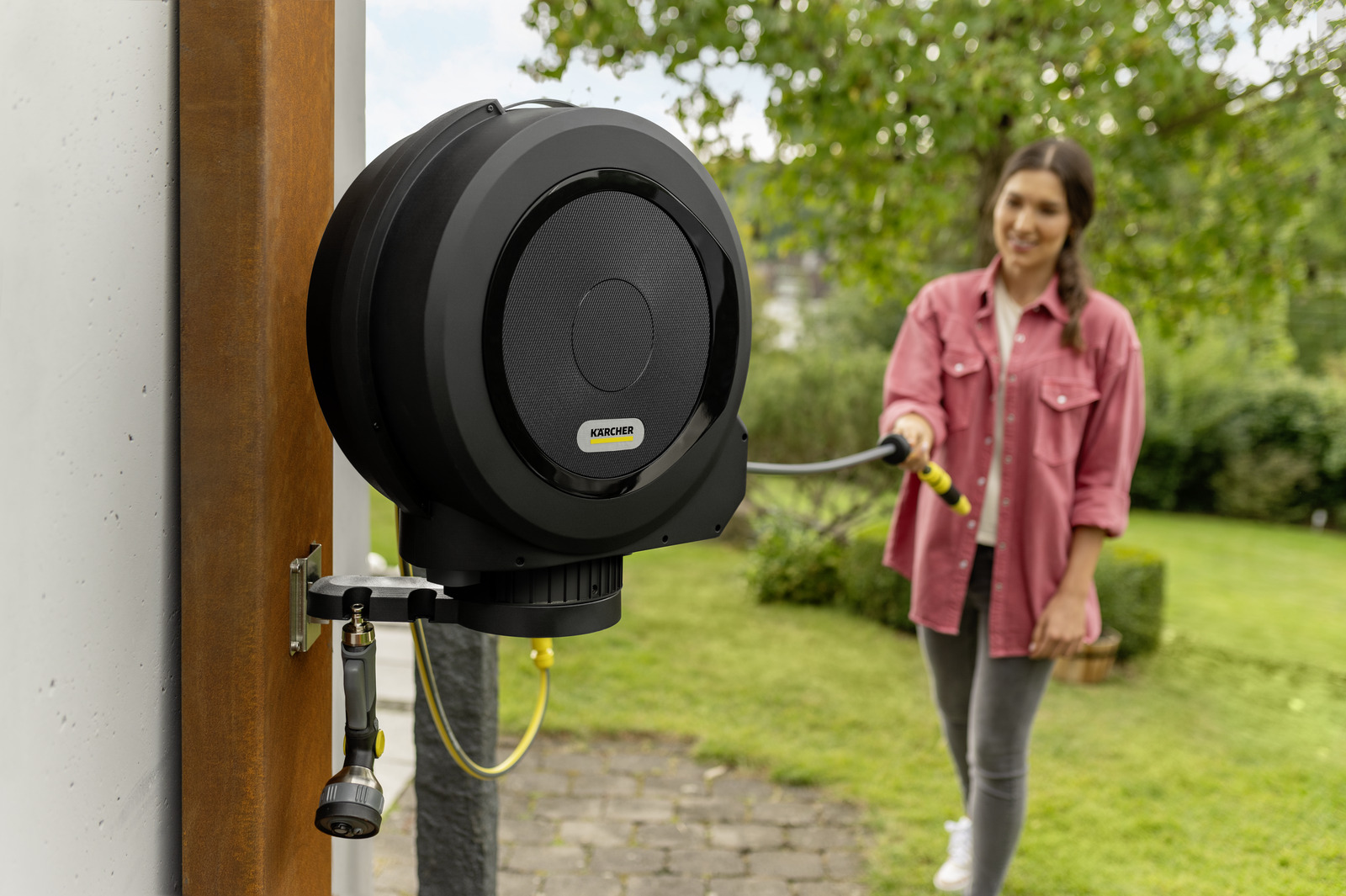 Kärcher HBX 5.30 Automatic nástěnný box s hadicí