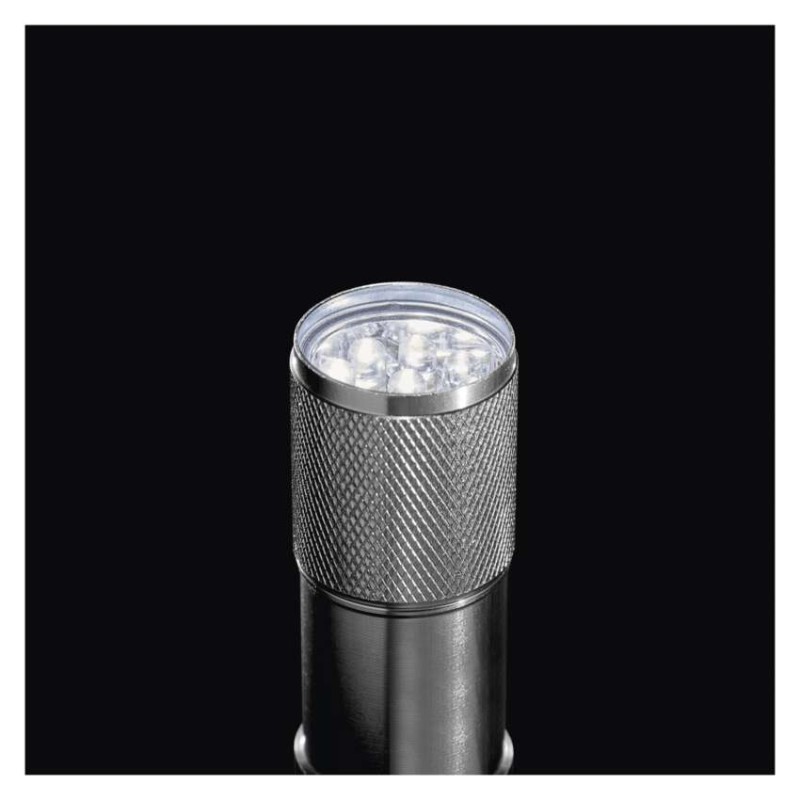 LED ručná kovová baterka P3848A, 50 lm, 3× AAA, 1 ks, vystavená krabička