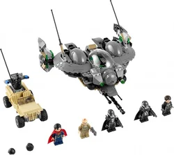 LEGO Super Heroes 76003 Superman: Bitva o Smallville