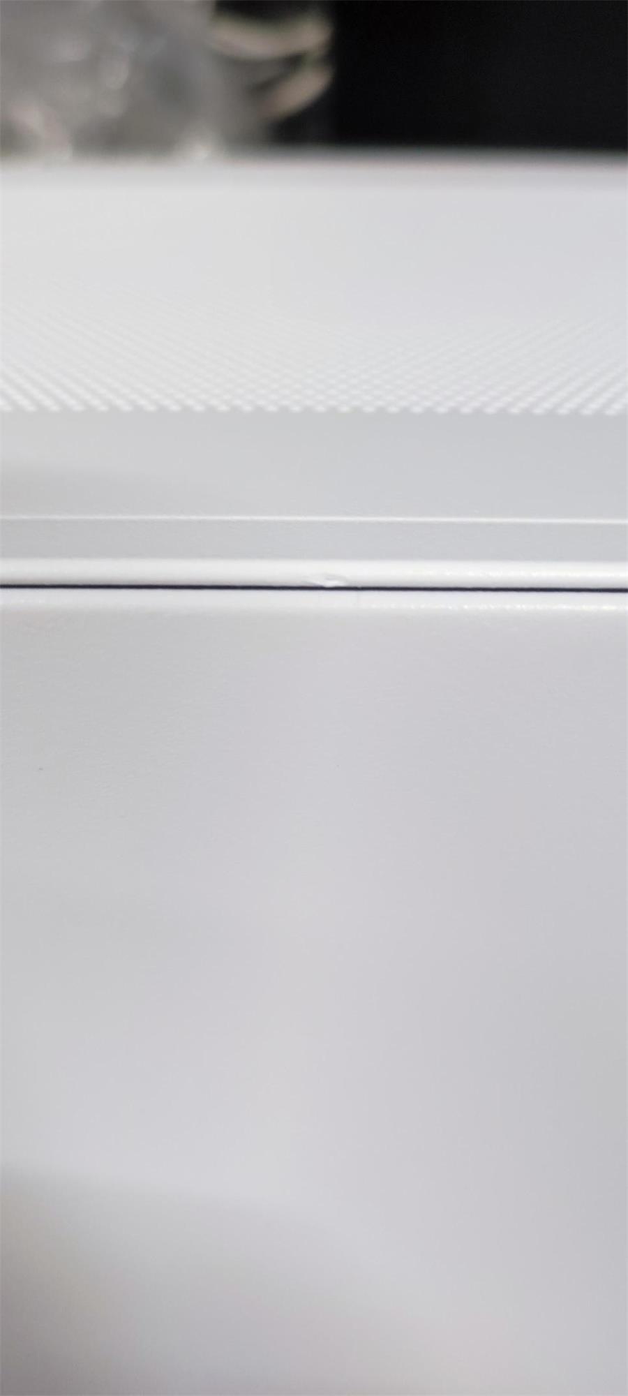 Lian Li LANCOOL 216 RGB, E-ATX skříň, midi tower - bílá