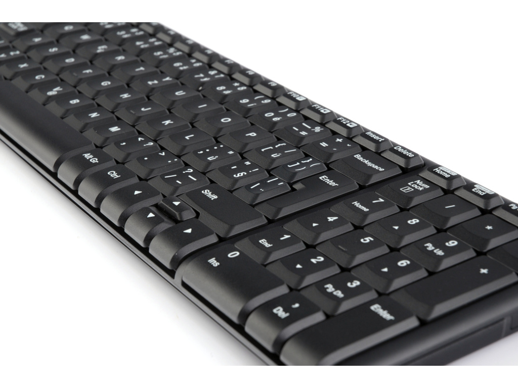 Logitech MK220