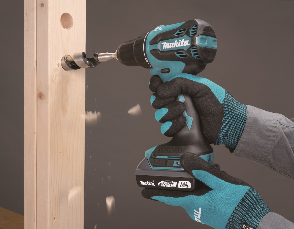 MAKITA Aku příklepový šroubovák Li-ion LXTB 18V/2,0 Ah