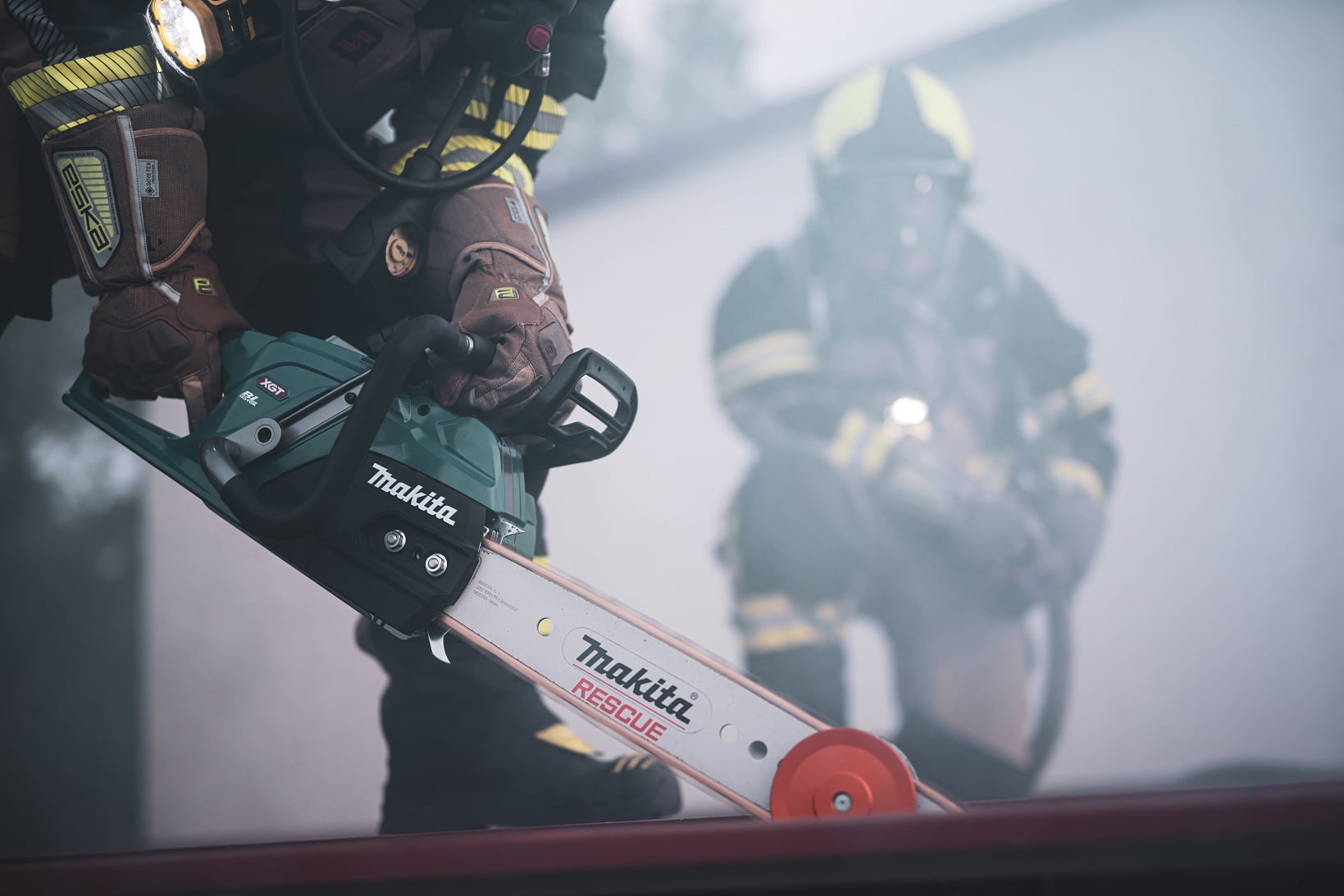 MAKITA Aku záchranářská řetězová pila Li-ion XGT 40V, bez aku Z