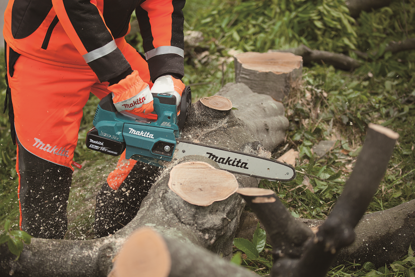 MAKITA DUC406ZB Akumulátorová reťazová píla Li-on 2x18V, lišta 40cm, bez batérie LXT