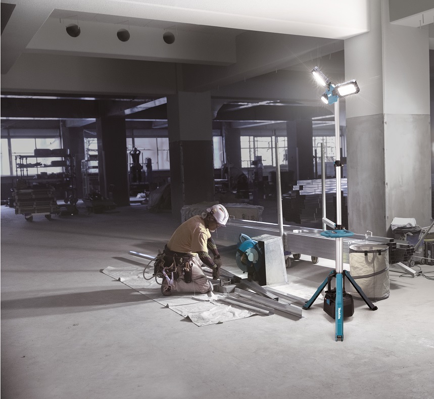 MAKITA ML014G Akumulátorová stojanová LED svietidlo Li-ion LXT/XGT 40 V