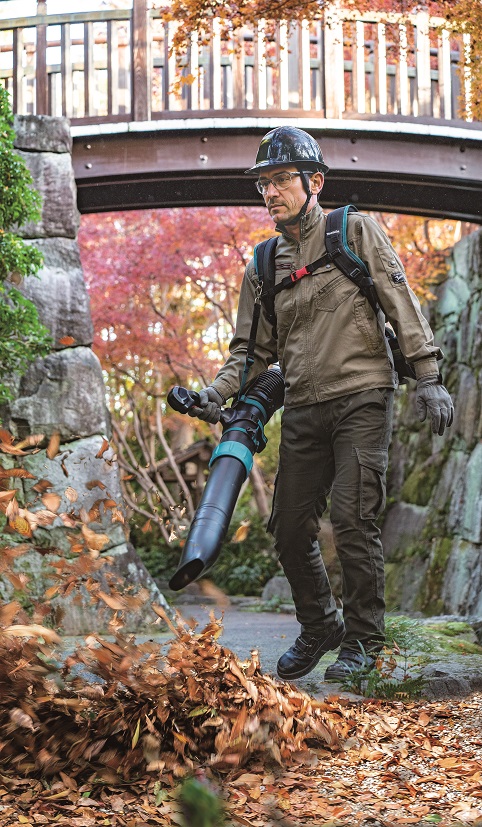 MAKITA UB004GZ01 Aku zádový ofukovač Li-ion XGT 40V,bez aku