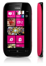 Mobilní telefon Nokia Lumia 710 Black/Fuchsia