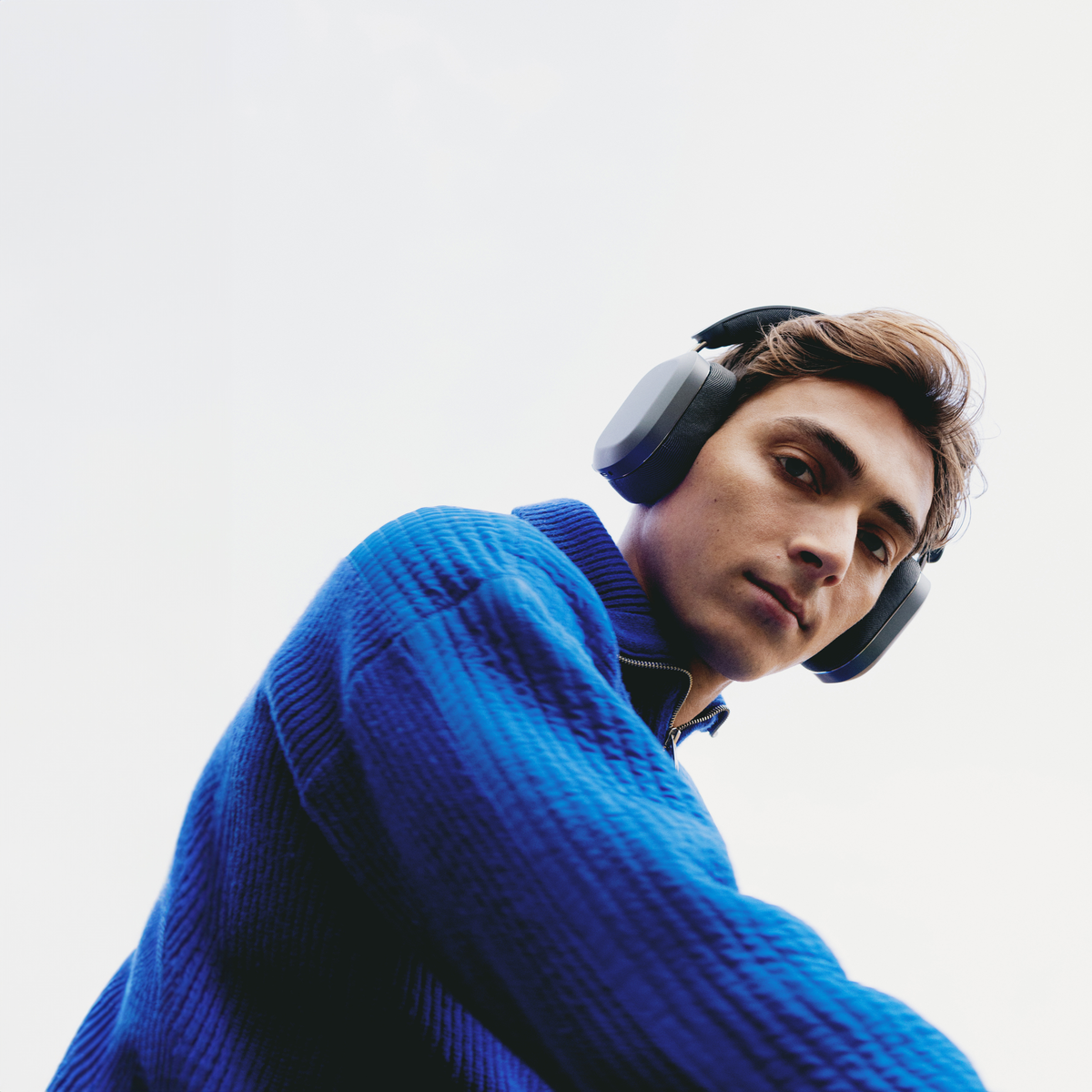 MONDO Over-Ear Headphones Sport ed. (Graphite)