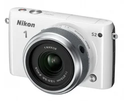 Nikon 1 S2 + 11-27.5mm - bílá (VVA222K001)