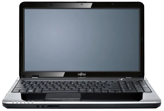 Notebook Fujitsu LIFEBOOK AH531 15,6" LED Pentium DC B960 ,4GB,320GB,GT525M s 1GB,DVD,WiFi,HDMI,W7HP-64bit