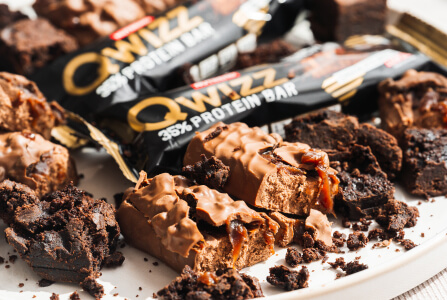 Nutrend QWIZZ protein bar 60 g, čokoládové brownies