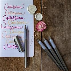 Plniace pero SCHNEIDER, darčeková súprava "Callissima", antracitovo sivá, 1,1 mm, darček: 1,5 a 1,8 mm hrot