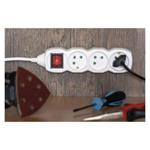 Predlžovací kábel 10 m / 4 zásuvky / s vypínačom / biely / PVC / 1,5 mm2