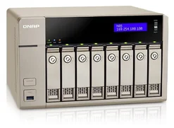 QNAP TVS-863+-8G
