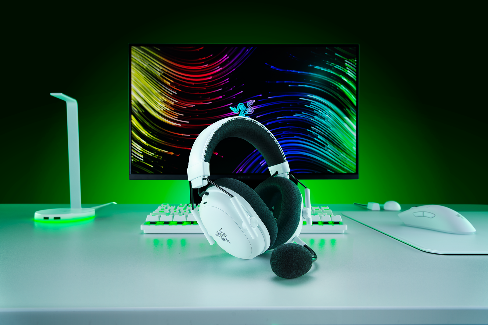 Razer BlackShark V3 Pro - biely