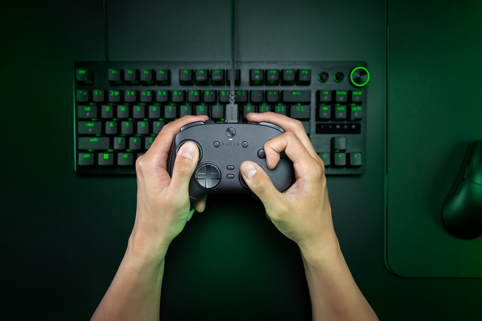 Razer Wolverine V3 Tournament Ed. 8K