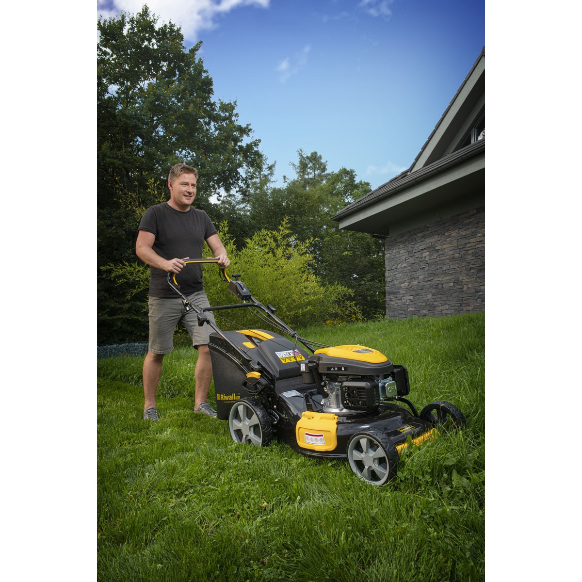 Riwall PRO Benzínová rotačná kosačka s pohonom 5155 V PRO