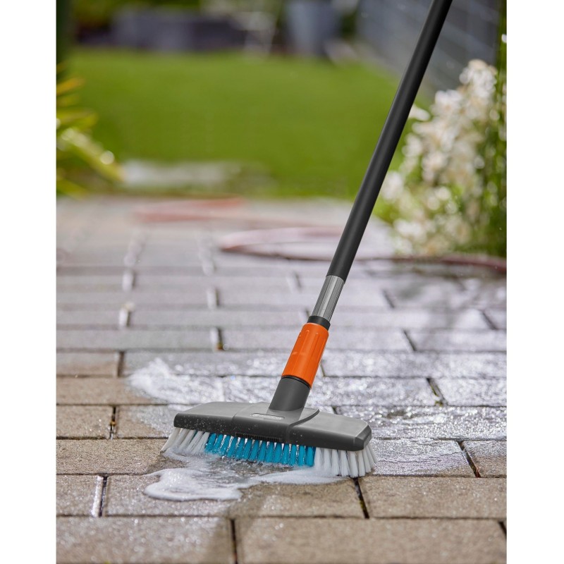 Ručná tvrdá kefa Gardena Cleansystem (18816-20)