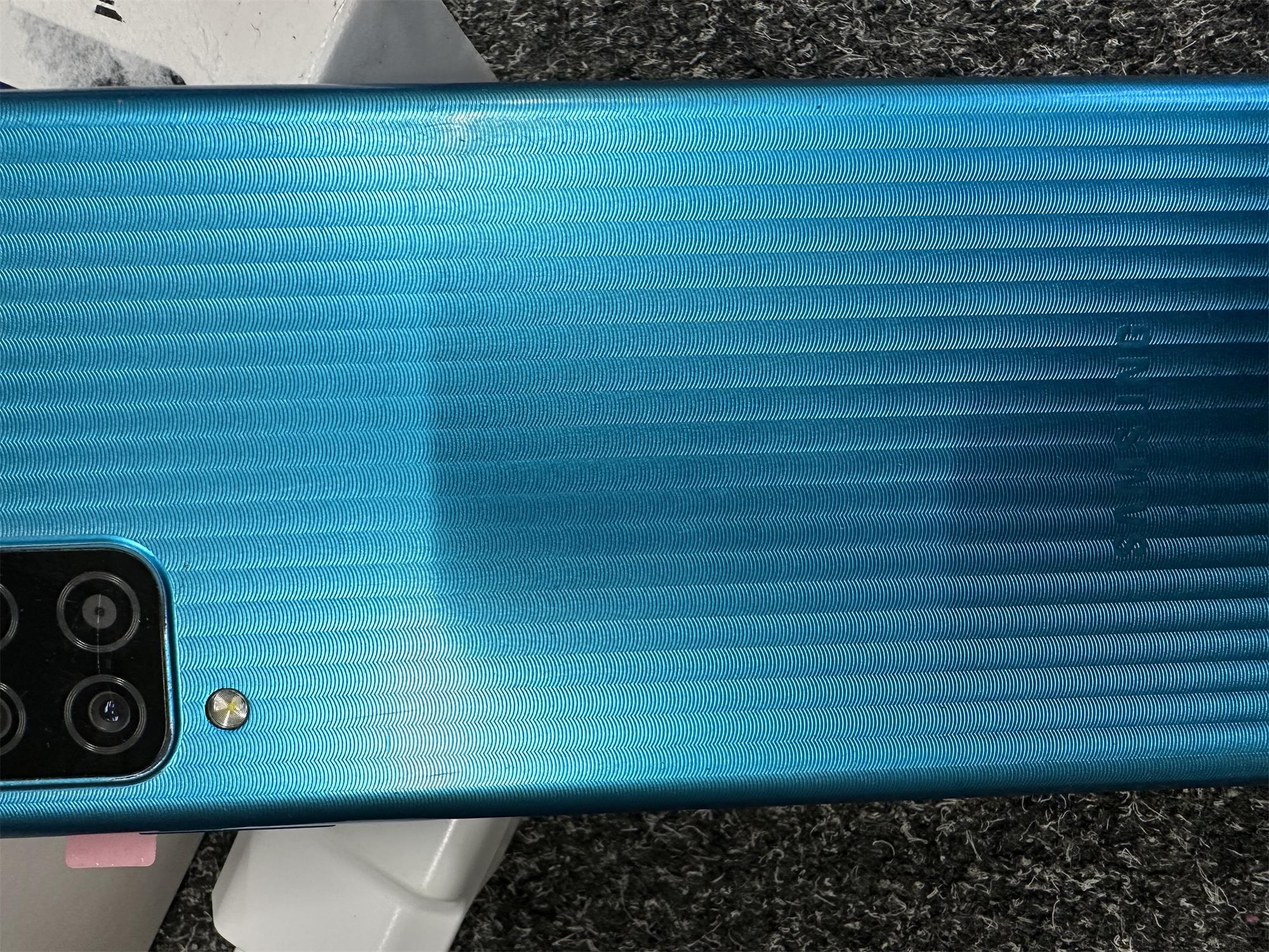 Samsung Galaxy M12 64GB zelený