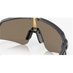Slnečné okuliare OAKLEY SUTRO LITE SWEEP CARBON / PRIZM 24K
