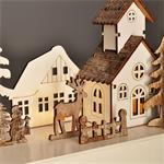 Solight LED vánoční vesnička, 34x17cm, dřevo, 4 LED, 2x AA