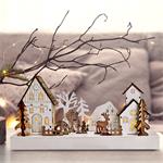 Solight LED vánoční vesnička, 34x17cm, dřevo, 4 LED, 2x AA