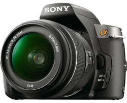 SONY DSLRA230H zrcadlovka 10.2 Mpix + 18-200mm + 8GB SDHC Class 4