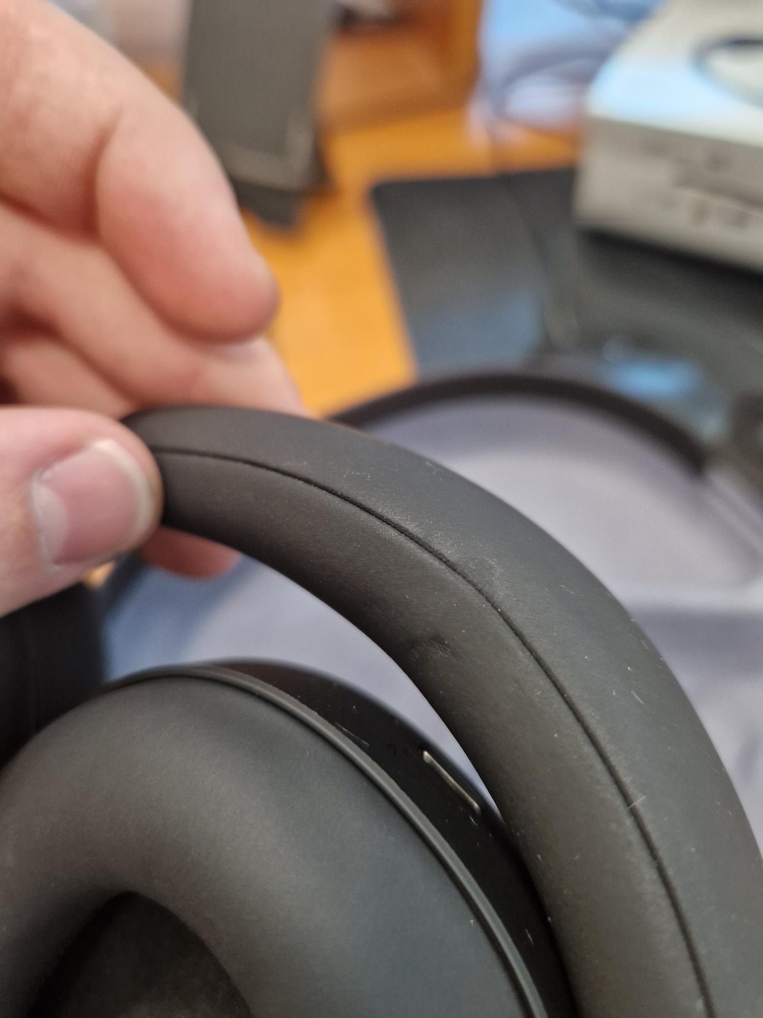 Sony WH-1000XM6 čierna