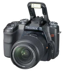 SONY zrcadlovka DSLR-A100H.CEE5 10.2MPix, černý, + 18-200mm